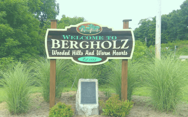Image of welcome to Bergholz sign